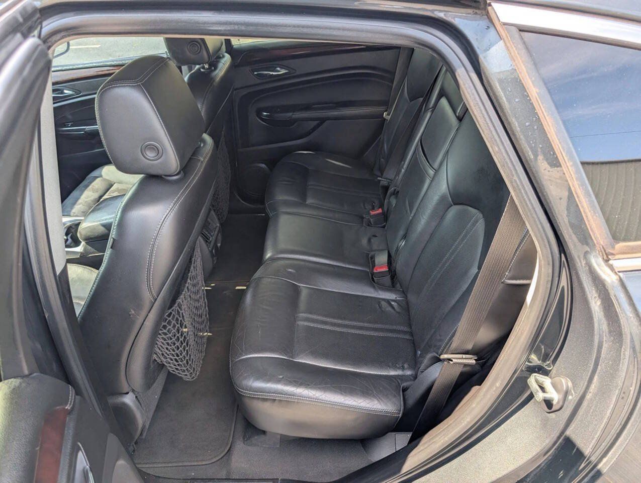 Used 2015 Cadillac SRX Luxury w/ Driver Awareness Package FWD image 28