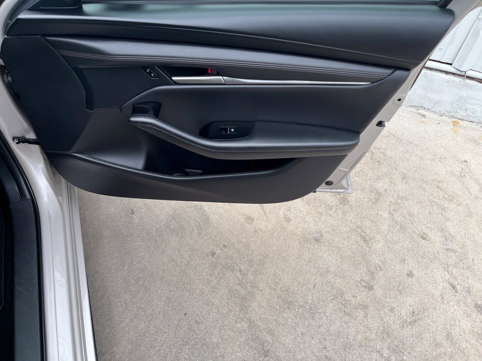 Certified 2024 MAZDA MAZDA3 s FWD image 18
