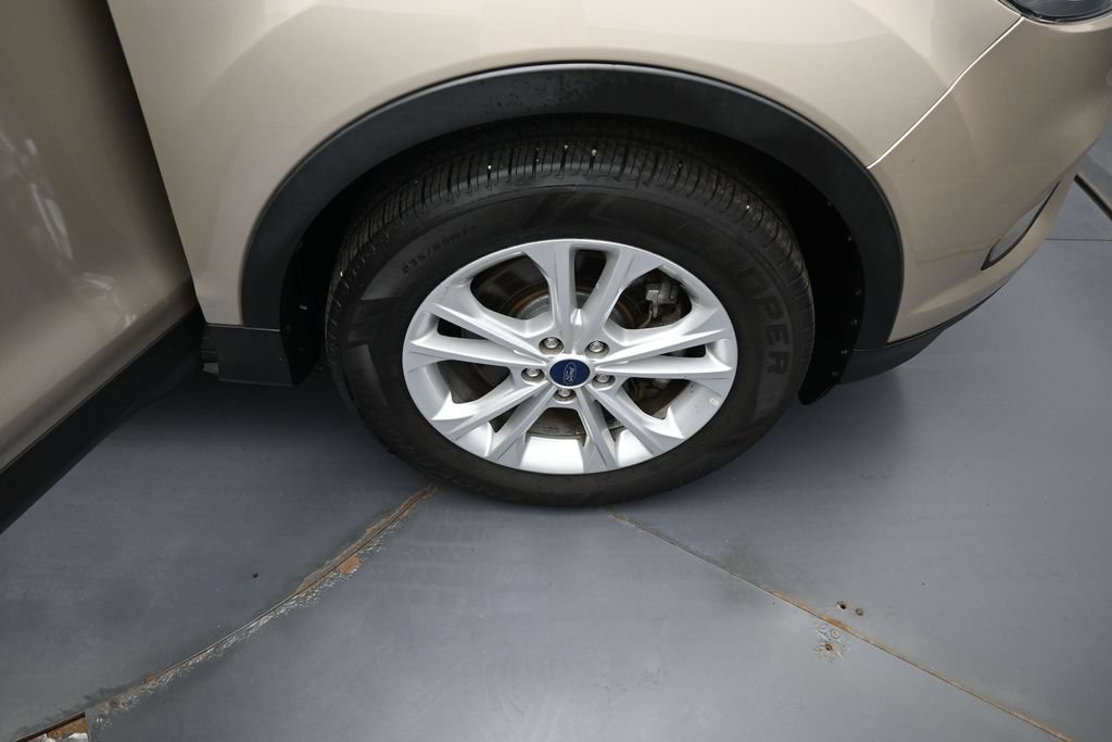 Used 2018 Ford Escape SE AWD/4WD image 32