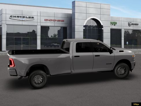 New 2026 RAM 3500 Big Horn AWD/4WD image 15