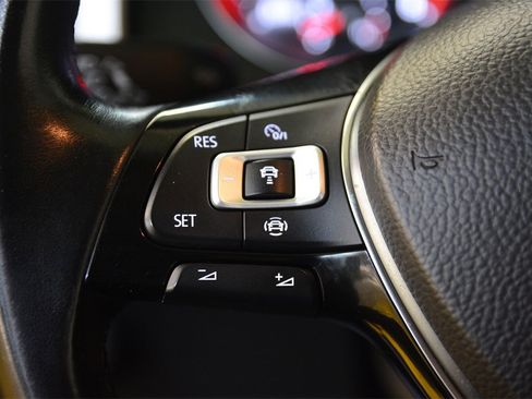 Used 2019 Volkswagen Atlas SE image 17