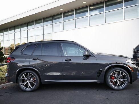 New 2026 BMW X5 xDrive50e w/ Executive Package image 4