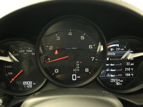 Certified 2024 Porsche 718 Boxster RWD image 23