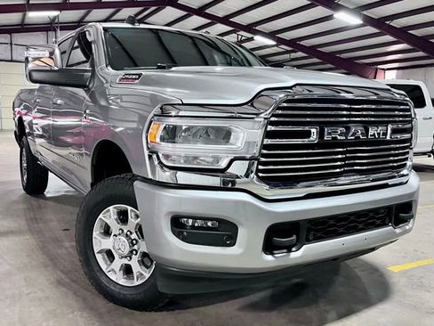 Used 2024 RAM 2500 Laramie w/ Safety Group AWD/4WD image 1
