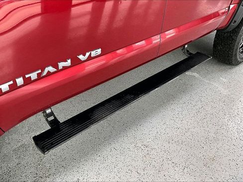 Used 2018 Nissan Titan PRO-4X w/ Pro-4x Convenience Package AWD/4WD image 36