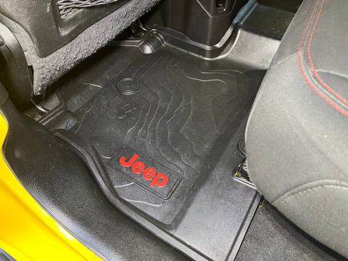 Used 2018 Jeep Wrangler Unlimited Rubicon image 53