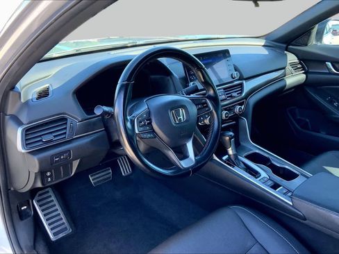 Used 2021 Honda Accord Sport image 17