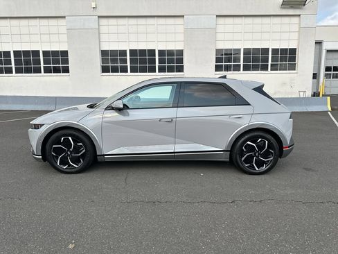 Certified 2023 Hyundai Ioniq 5 Limited w/ Cargo Package RWD image 3