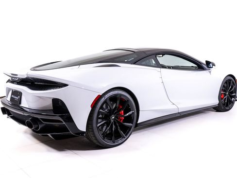 New 2026 McLaren GTS RWD image 5