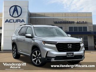 Used 2023 Honda Pilot Touring video 1