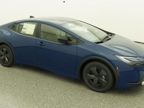 New 2026 Toyota Prius Plug-In Hybrid image 22