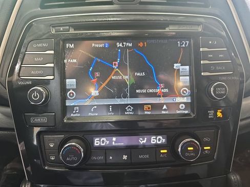 Used 2017 Nissan Maxima 3.5 S FWD image 21