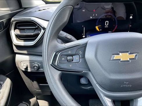 Used 2025 Chevrolet TrailBlazer LT AWD/4WD image 10