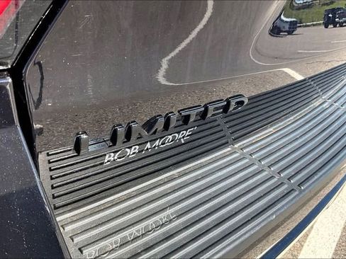Used 2020 Ford Expedition Limited w/ Equipment Group 303A AWD/4WD image 8