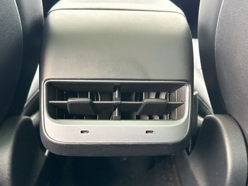 Used 2023 Tesla Model 3 Standard Range RWD image 17