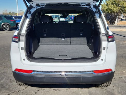 Used 2024 Jeep Grand Cherokee Limited 4xe w/ Luxury Tech Group II image 34