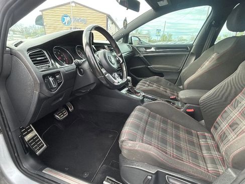 Used 2015 Volkswagen GTI S image 2