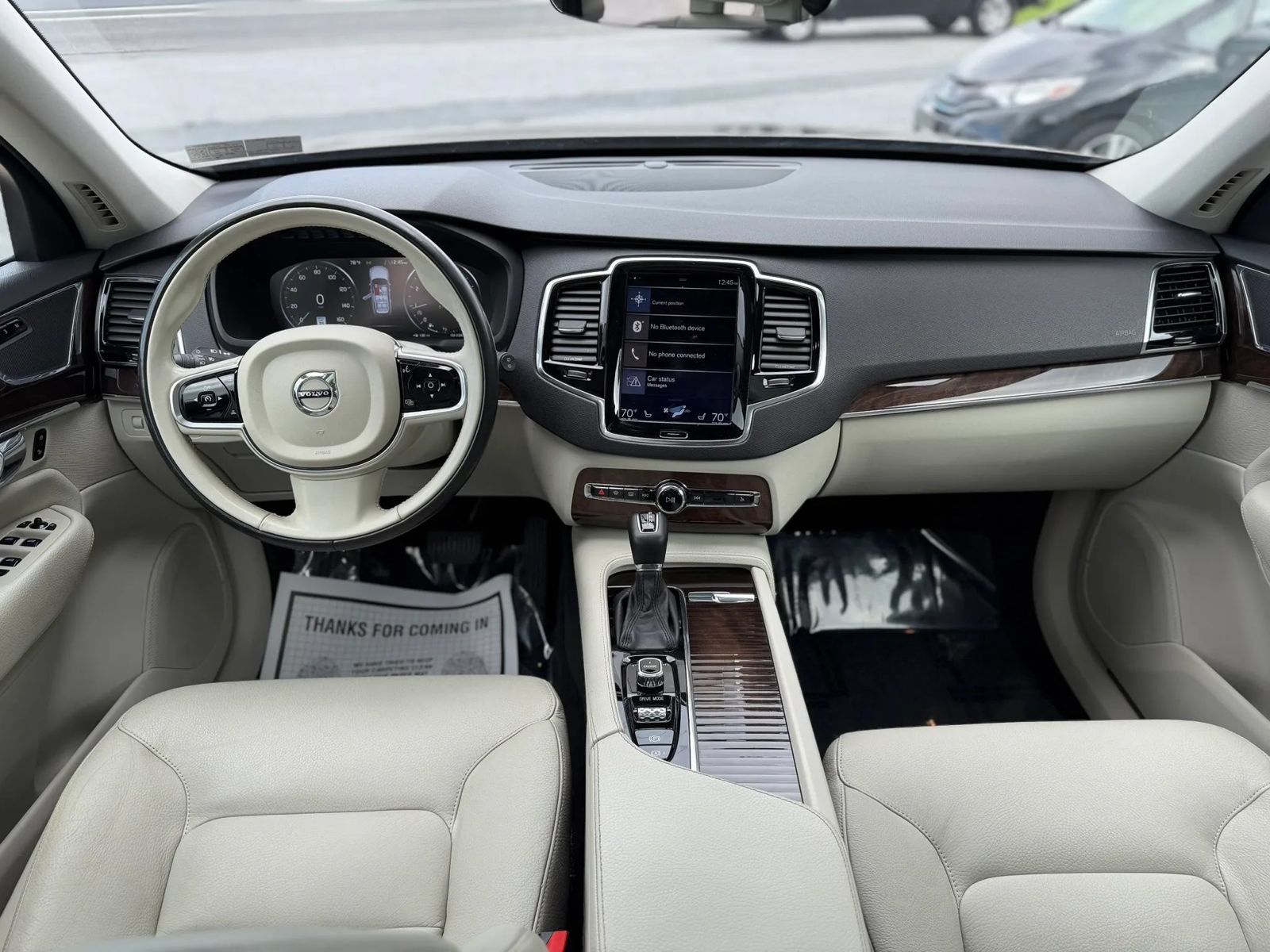 Used 2016 Volvo XC90 T6 Momentum w/ Momentum Plus Package AWD/4WD image 17
