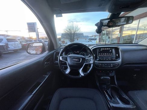 Used 2018 GMC Canyon SLE w/ SLE Convenience Package image 19