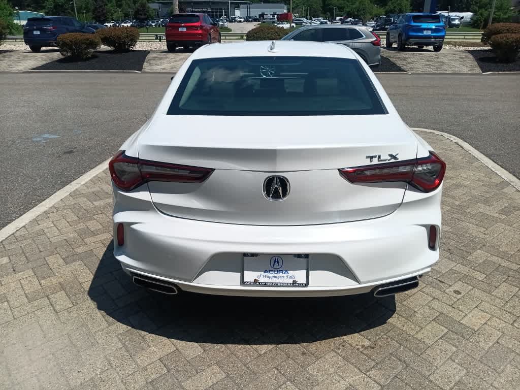 Used 2023 Acura TLX FWD image 5
