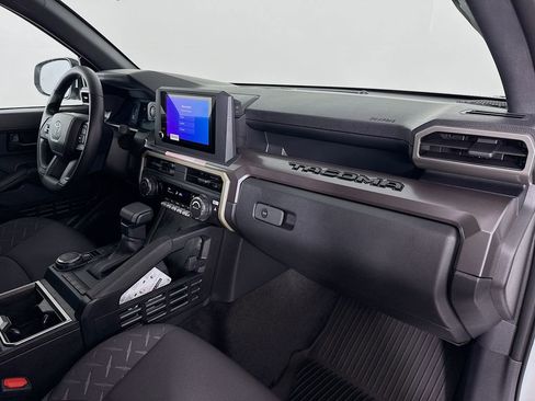 New 2026 Toyota Tacoma SR5 AWD/4WD image 30