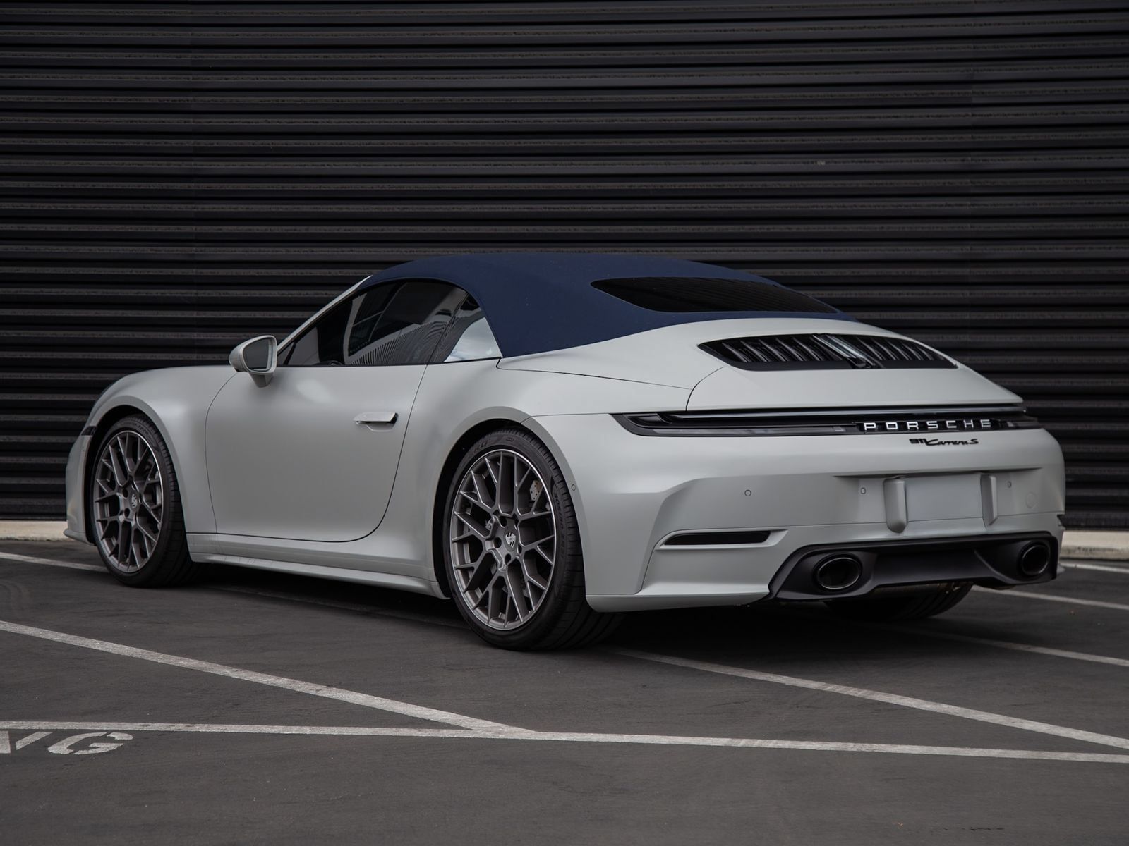 Certified 2025 Porsche 911 Carrera S RWD image 3