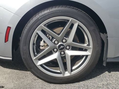 Certified 2024 Ford Mustang Coupe image 5