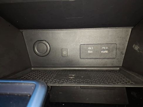 Certified 2024 Nissan Pathfinder SL w/ Black Appearance Package image 25