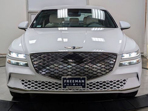 Used 2024 Genesis G80 image 3