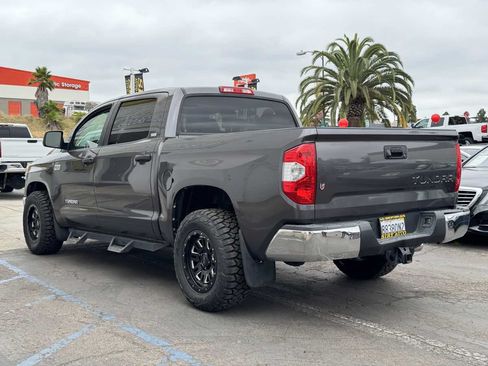 Used 2018 Toyota Tundra SR5 w/ SR5 Upgrade Package RWD image 13