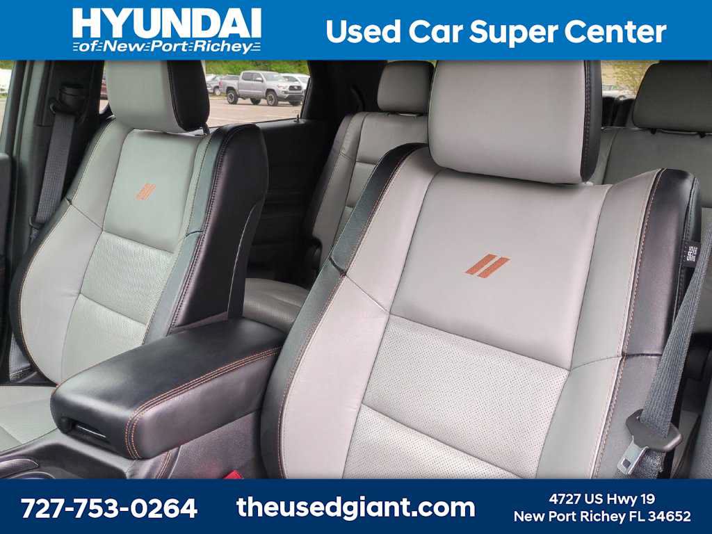 Used 2022 Dodge Durango R/T RWD image 7