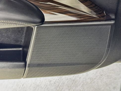 Used 2014 Acura RLX w/ Technology Package FWD image 23