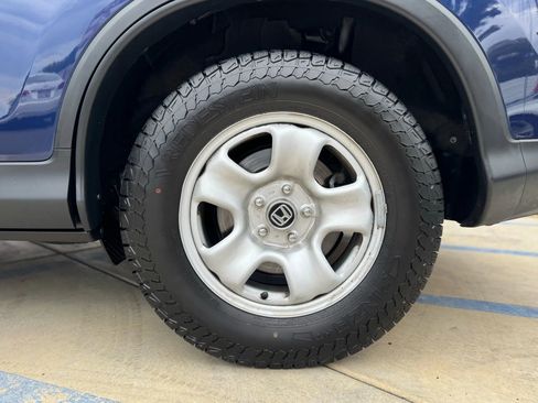 Used 2015 Honda CR-V LX image 18