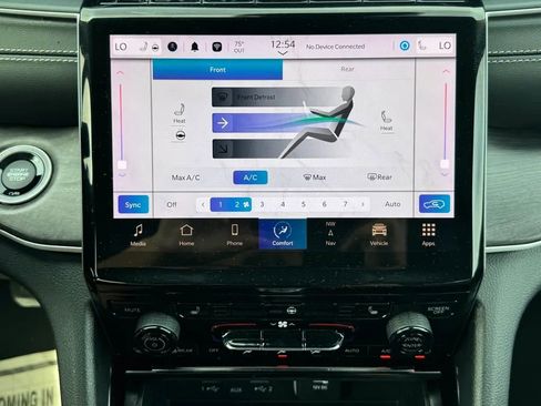 Used 2023 Jeep Grand Cherokee L Limited image 16