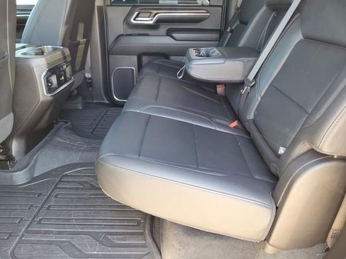 Used 2024 GMC Sierra 2500 SLT w/ SLT Premium Package image 35