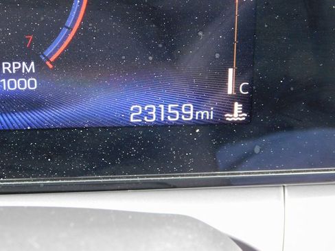 Used 2025 Chevrolet Trax LT image 29