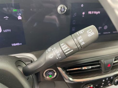 Used 2025 Buick Encore GX Preferred w/ Advanced Technology Package AWD/4WD image 12