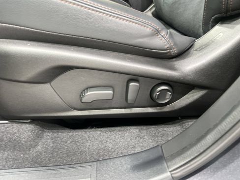 Certified 2025 Subaru Forester Touring w/ Protection Package (1PH) AWD/4WD image 12