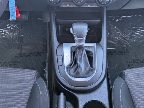 Certified 2024 Kia Forte LXS FWD image 19