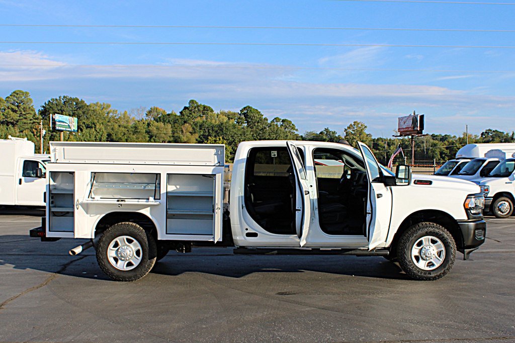 Used 2024 RAM 2500 Tradesman AWD/4WD image 13