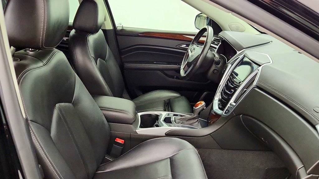Used 2015 Cadillac SRX Luxury w/ Driver Awareness Package FWD image 23