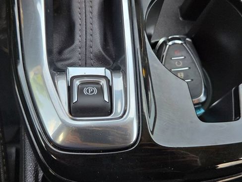 Used 2024 Chevrolet Trax LT w/ Driver Confidence Package FWD image 45