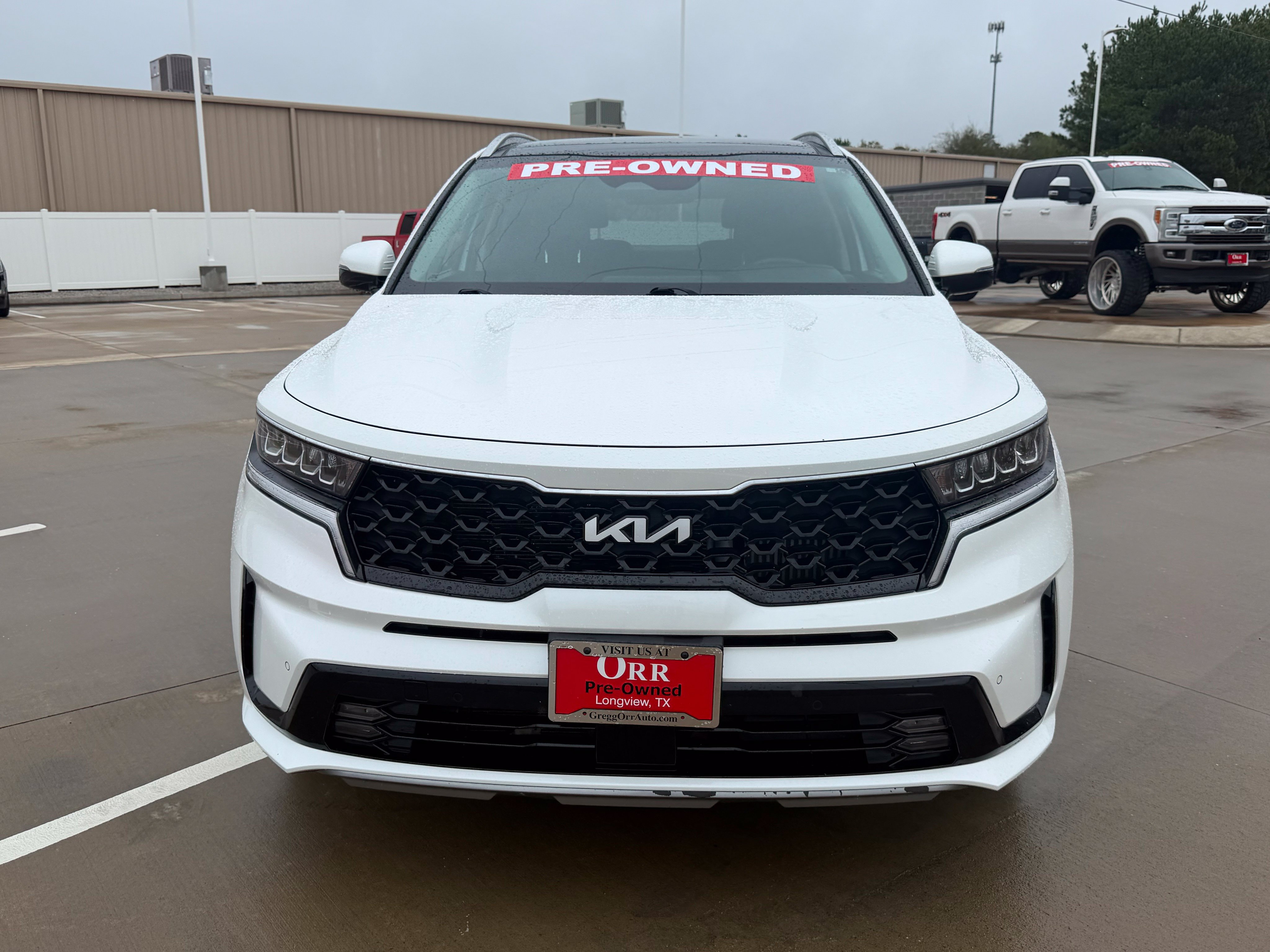 Used 2022 Kia Sorento EX w/ Panoramic Sunroof Package AWD/4WD image 2