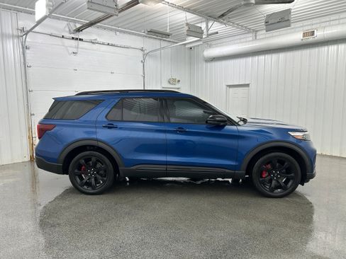 Used 2020 Ford Explorer ST w/ ST Street Pack AWD/4WD image 41