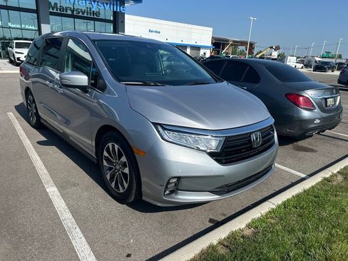 Used 2021 Honda Odyssey EX-L image 3