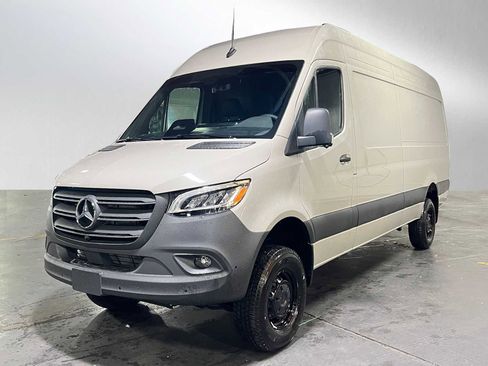 New 2026 Mercedes-Benz Sprinter 2500 image 7