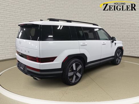 Certified 2025 Hyundai Santa Fe Limited image 5