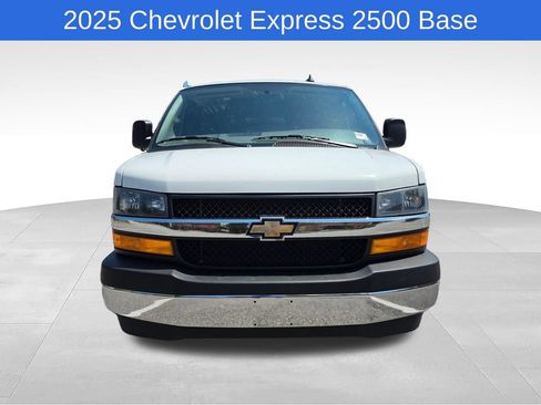 Used 2025 Chevrolet Express 2500 w/ Driver Convenience Package RWD image 9