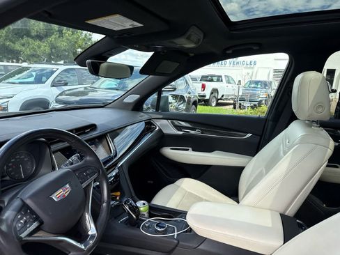 Used 2020 Cadillac XT6 Sport AWD/4WD image 10