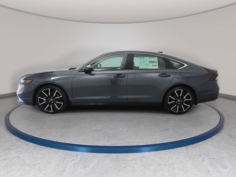 New 2026 Honda Accord Touring image 8